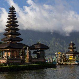 10 Tempat Wisata Menarik di Bali yang Wajib Dikunjungi
