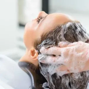Shampo Terbaik untuk Mengatasi Rambut Rontok